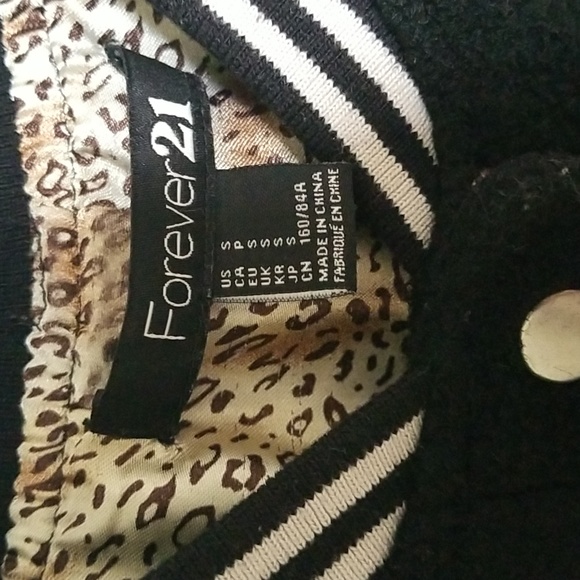 Baseball jacket - Picture 2 of 7